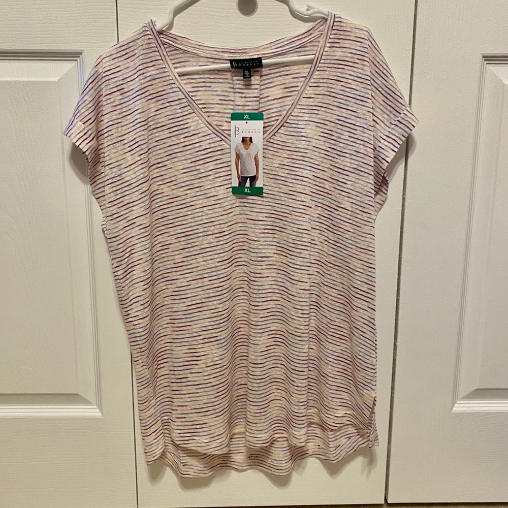 NWT “Bobeau” V-Neck top